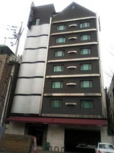 Hotel Cs 2*
